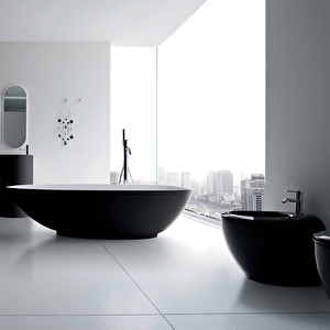 Black and white kupatilo